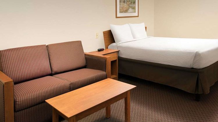 WoodSpring Suites Midland Room