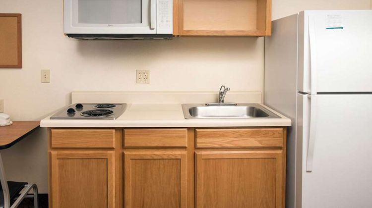 WoodSpring Suites Midland Room
