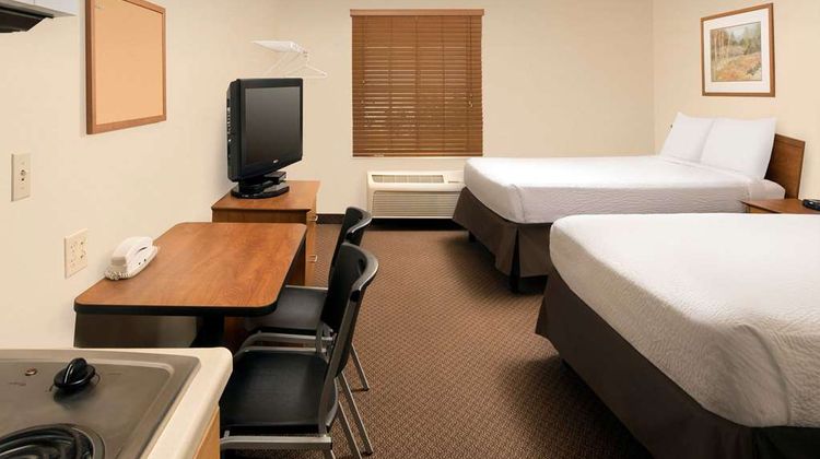 WoodSpring Suites Midland Room