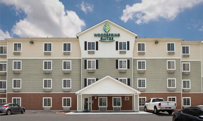 WoodSpring Suites San Antonio I-35 North Exterior