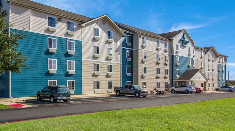WoodSpring Suites Houston Baytown Exterior