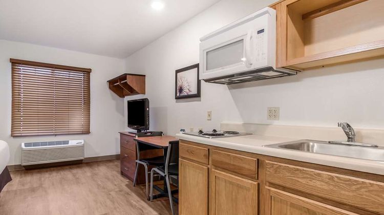 WoodSpring Suites Houston Baytown Room
