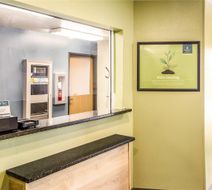 WoodSpring Suites Houston Baytown Lobby