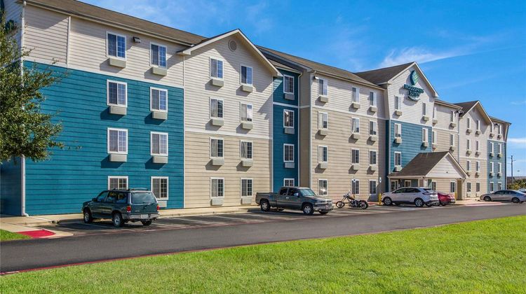 WoodSpring Suites Houston Baytown Exterior