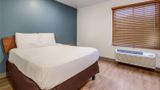 WoodSpring Suites Houston Baytown Room