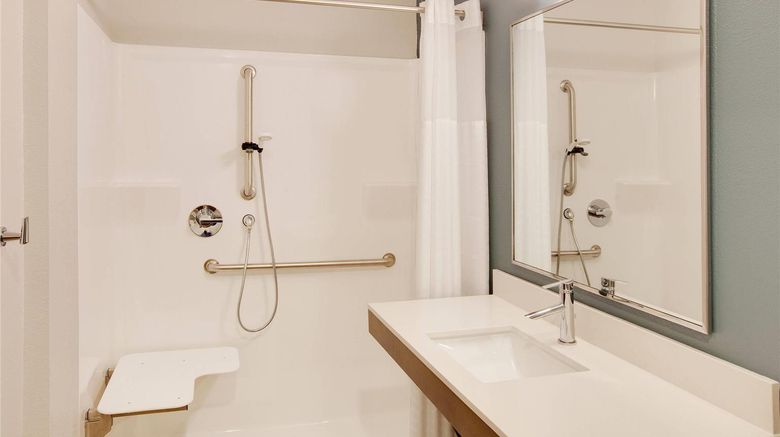 <b>WoodSpring Suites Signature Northwest Room</b>. Images powered by <a href="https://iceportal.shijigroup.com/" title="IcePortal" target="_blank">IcePortal</a>.