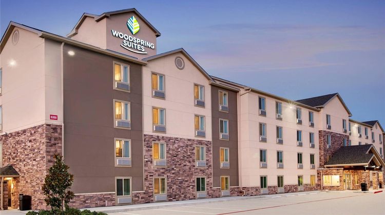WoodSpring Suites Signature Northwest Exterior