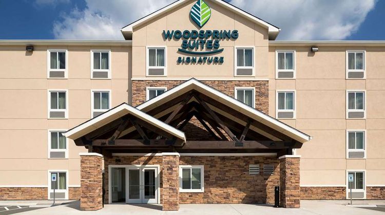 WoodSpring Suites Signature Houston IAH Exterior