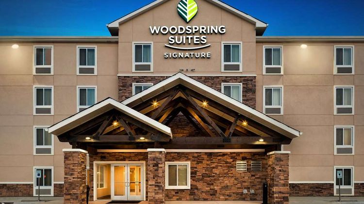 WoodSpring Suites Signature Houston IAH Exterior