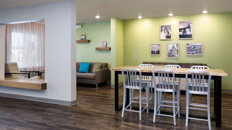WoodSpring Suites Signature Houston IAH Lobby