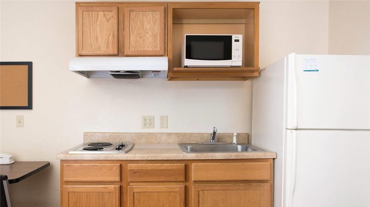 WoodSpring Suites Texas City Room