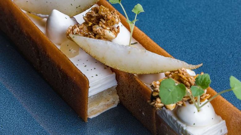 <b>Ultima Gstaad Restaurant</b>. Images powered by <a href="https://iceportal.shijigroup.com/" title="IcePortal" target="_blank">IcePortal</a>.