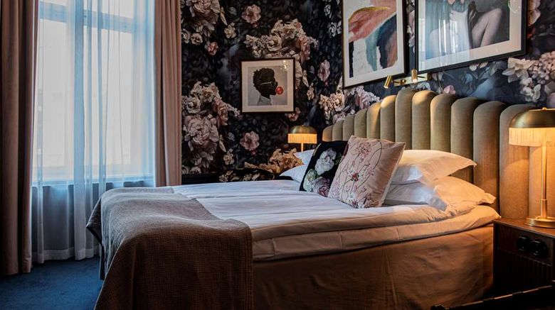 <b>The Vault Hotel Room</b>. Images powered by <a href="https://iceportal.shijigroup.com/" title="IcePortal" target="_blank">IcePortal</a>.