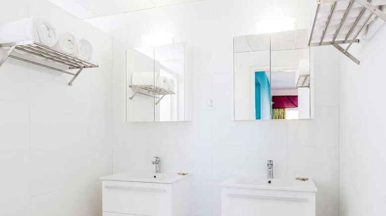 <b>MVC Eagle Beach Resort Aruba Room</b>. Images powered by <a href="https://iceportal.shijigroup.com/" title="IcePortal" target="_blank">IcePortal</a>.