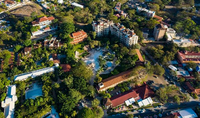 Tamarindo Diria Beach Resort Exterior