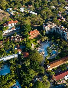 Tamarindo Diria Beach Resort