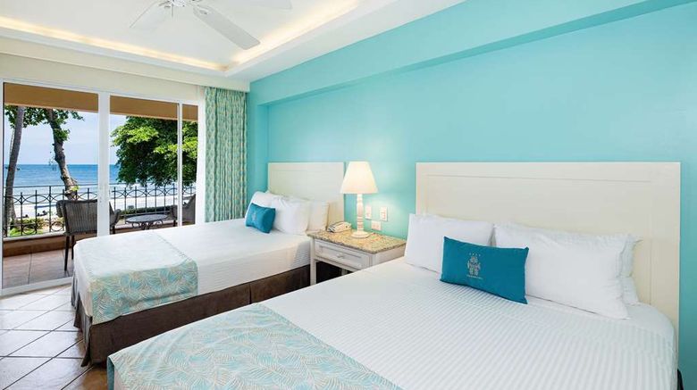 <b>Tamarindo Diria Beach Resort Room</b>. Images powered by <a href="https://iceportal.shijigroup.com/" title="IcePortal" target="_blank">IcePortal</a>.