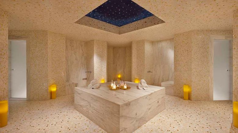 <b>Grand Hyatt Al Khobar Hotel & Residences Spa</b>. Images powered by <a href="https://iceportal.shijigroup.com/" title="IcePortal" target="_blank">IcePortal</a>.