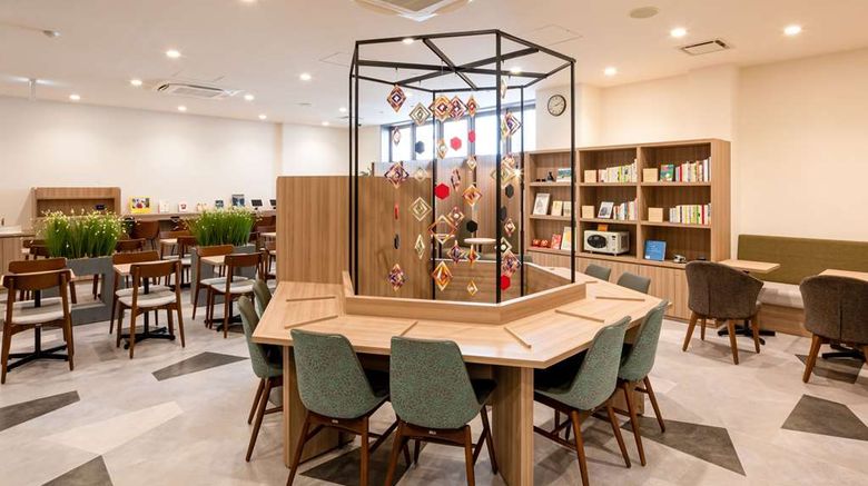 <b>Comfort Hotel Matsuyama Restaurant</b>. Images powered by <a href="https://iceportal.shijigroup.com/" title="IcePortal" target="_blank">IcePortal</a>.