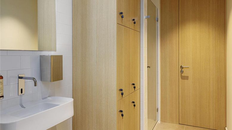 <b>Mercure Porto Centro Aliados Health</b>. Images powered by <a href="https://iceportal.shijigroup.com/" title="IcePortal" target="_blank">IcePortal</a>.