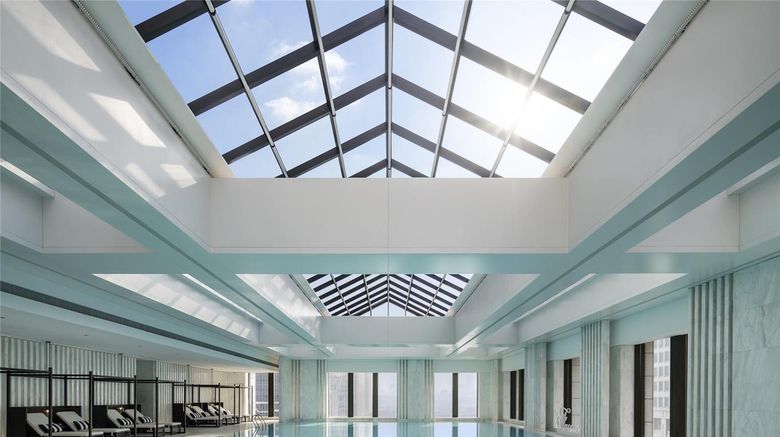 <b>Fairmont Wuhan Pool</b>. Images powered by <a href="https://iceportal.shijigroup.com/" title="IcePortal" target="_blank">IcePortal</a>.