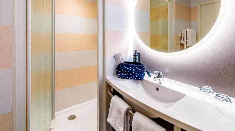 Ibis Styles Rennes Cesson Room