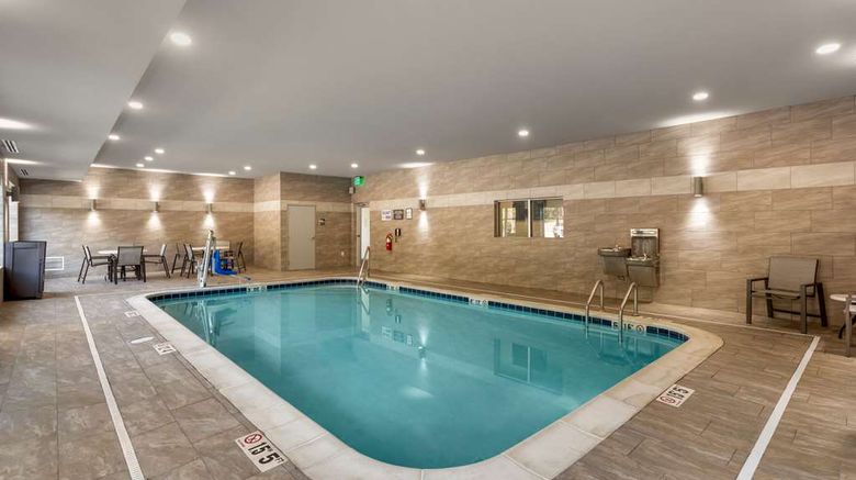 <b>BW Plus Executive Residency Antioch Inn Pool</b>. Images powered by <a href="https://iceportal.shijigroup.com/" title="IcePortal" target="_blank">IcePortal</a>.