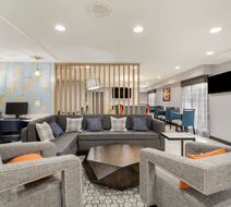 Best Western Plus Magnolia Inn & Suites Lobby