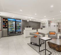 Best Western Plus Magnolia Inn & Suites Lobby