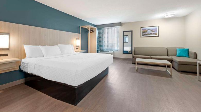 <b>Best Western Plus Lafayette Room</b>. Images powered by <a href="https://iceportal.shijigroup.com/" title="IcePortal" target="_blank">IcePortal</a>.