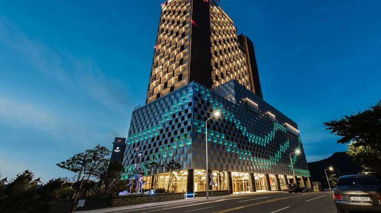 <b>Ramada Plaza by Wyndham Dolsan Yeosu Exterior</b>. Images powered by <a href="https://iceportal.shijigroup.com/" title="IcePortal" target="_blank">IcePortal</a>.
