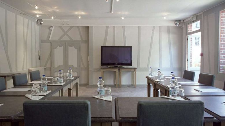 <b>La Licorne Hotel & Spa Meeting</b>. Images powered by <a href="https://iceportal.shijigroup.com/" title="IcePortal" target="_blank">IcePortal</a>.