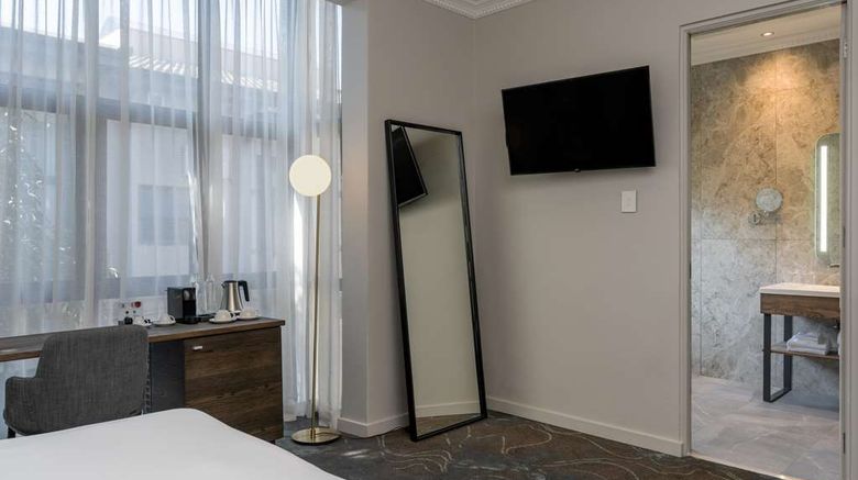 <b>Radisson Hotel-Convention OR Tambo Arpt Suite</b>. Images powered by <a href="https://iceportal.shijigroup.com/" title="IcePortal" target="_blank">IcePortal</a>.
