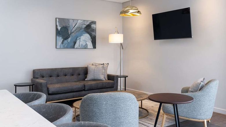 <b>Radisson Hotel-Convention OR Tambo Arpt Room</b>. Images powered by <a href="https://iceportal.shijigroup.com/" title="IcePortal" target="_blank">IcePortal</a>.