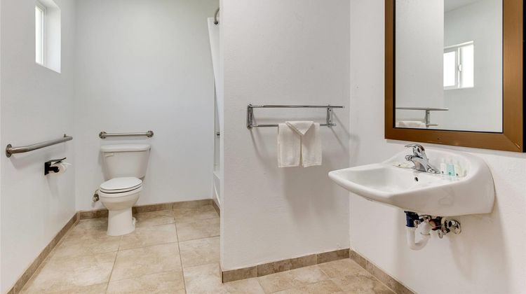Suburban Studios Room