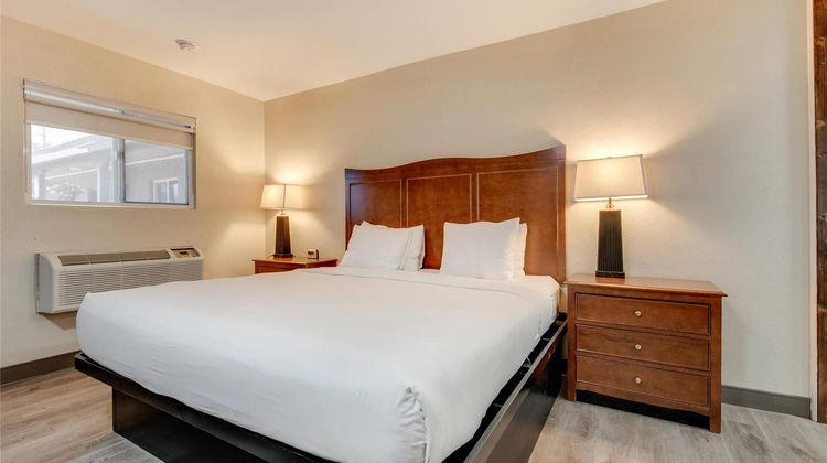 Suburban Studios Suite