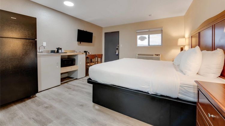 Suburban Studios Suite