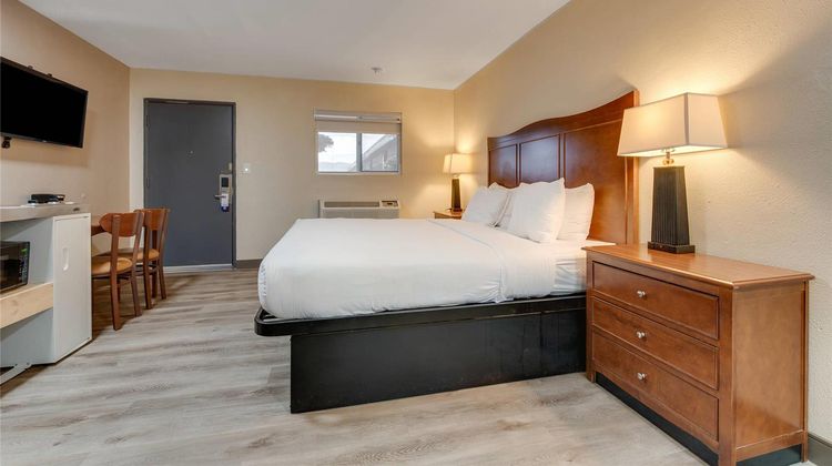 Suburban Studios Suite