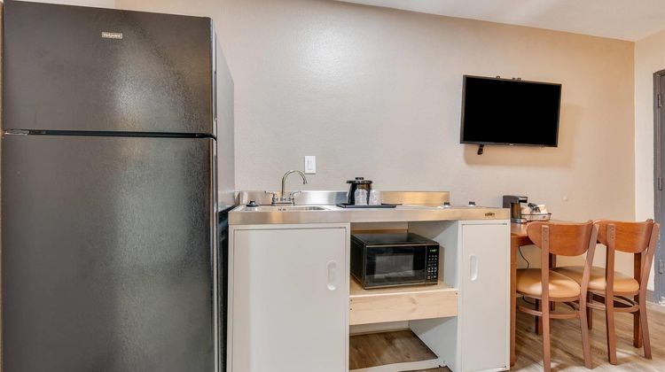 Suburban Studios Suite