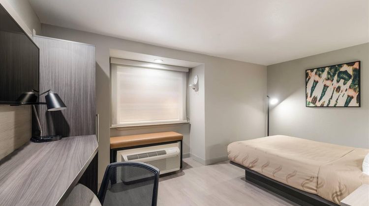 Quality Inn & Suites North Mesquite I-30 Room
