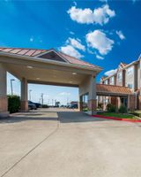 Quality Inn & Suites North Mesquite I-30