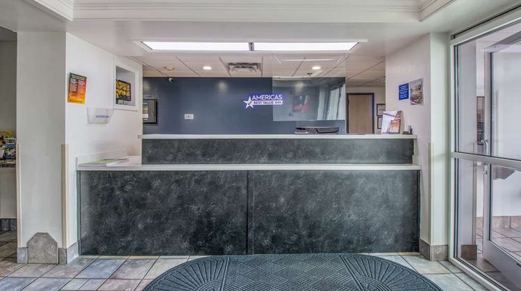 Americas Best Value Inn Knoxville East Lobby