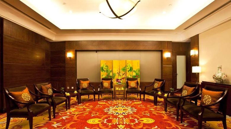 <b>Green Lake Hotel Kunming Restaurant</b>. Images powered by <a href="https://iceportal.shijigroup.com/" title="IcePortal" target="_blank">IcePortal</a>.