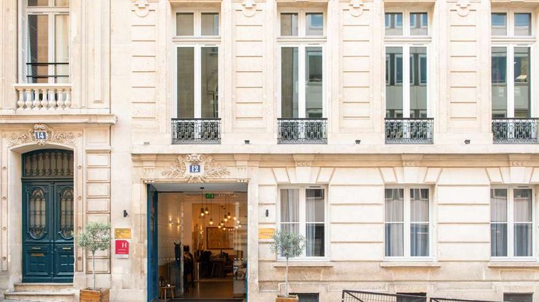 Suites  and  Hotel Helzear Etoile Exterior. Images powered by <a href="https://iceportal.shijigroup.com" target="_blank" rel="noopener">Ice Portal</a>.