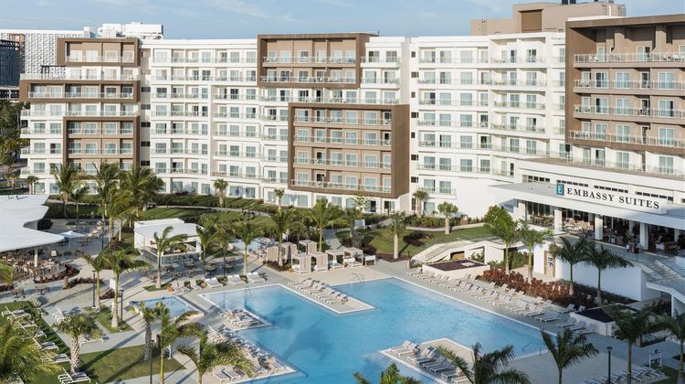 Embassy Suites by Hilton Aruba Resort Pool