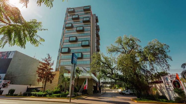 Hilton Garden Inn Leon Exterior