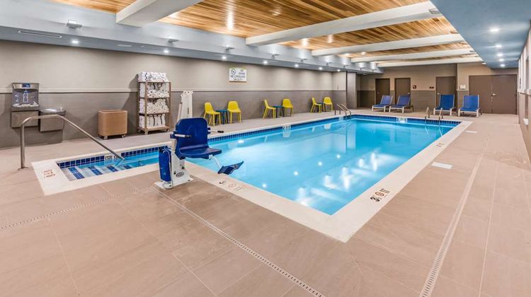 Home2 Suites by Hilton North Conway Pool