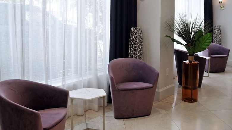 <b>Hotel Dello Fort Lauderdale Apt-Tapestry Lobby</b>. Images powered by <a href="https://iceportal.shijigroup.com/" title="IcePortal" target="_blank">IcePortal</a>.