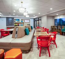 Home2 Suites by Hilton Lewisburg Lobby
