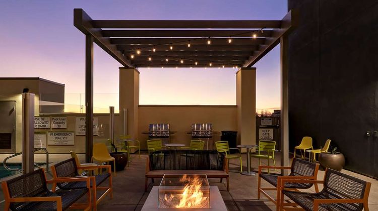 Home2 Suites by Hilton Turlock Exterior